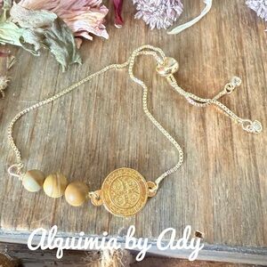 Alquimia Gold Saint Benedict and Tan picture jasper Beaded Bracelet